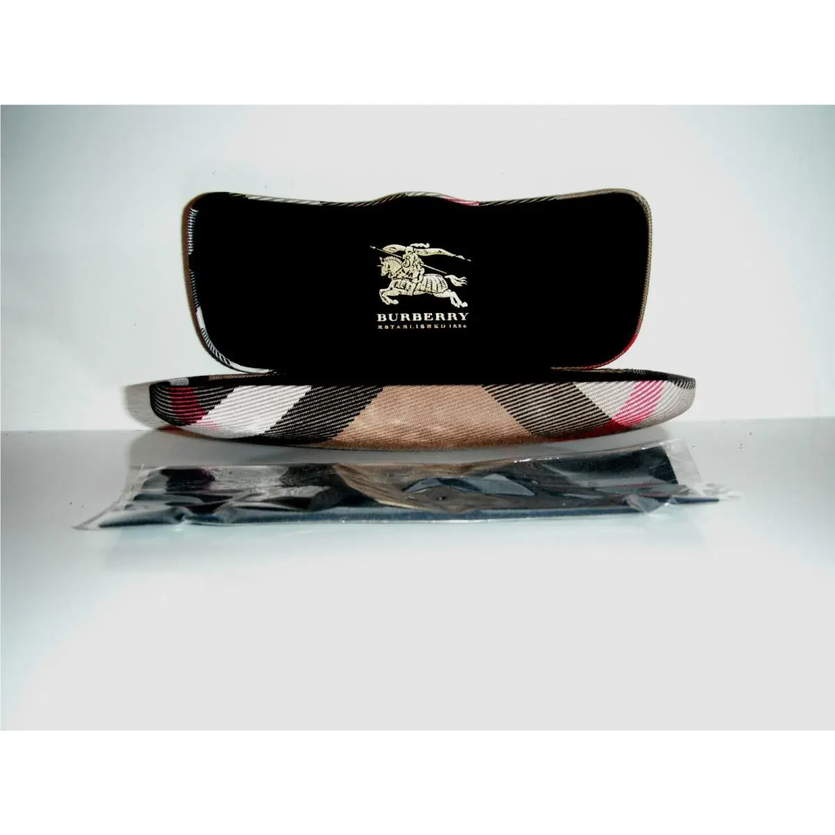 B1239 Eyewear Gold/brown Frame Made in Italy by Burberry