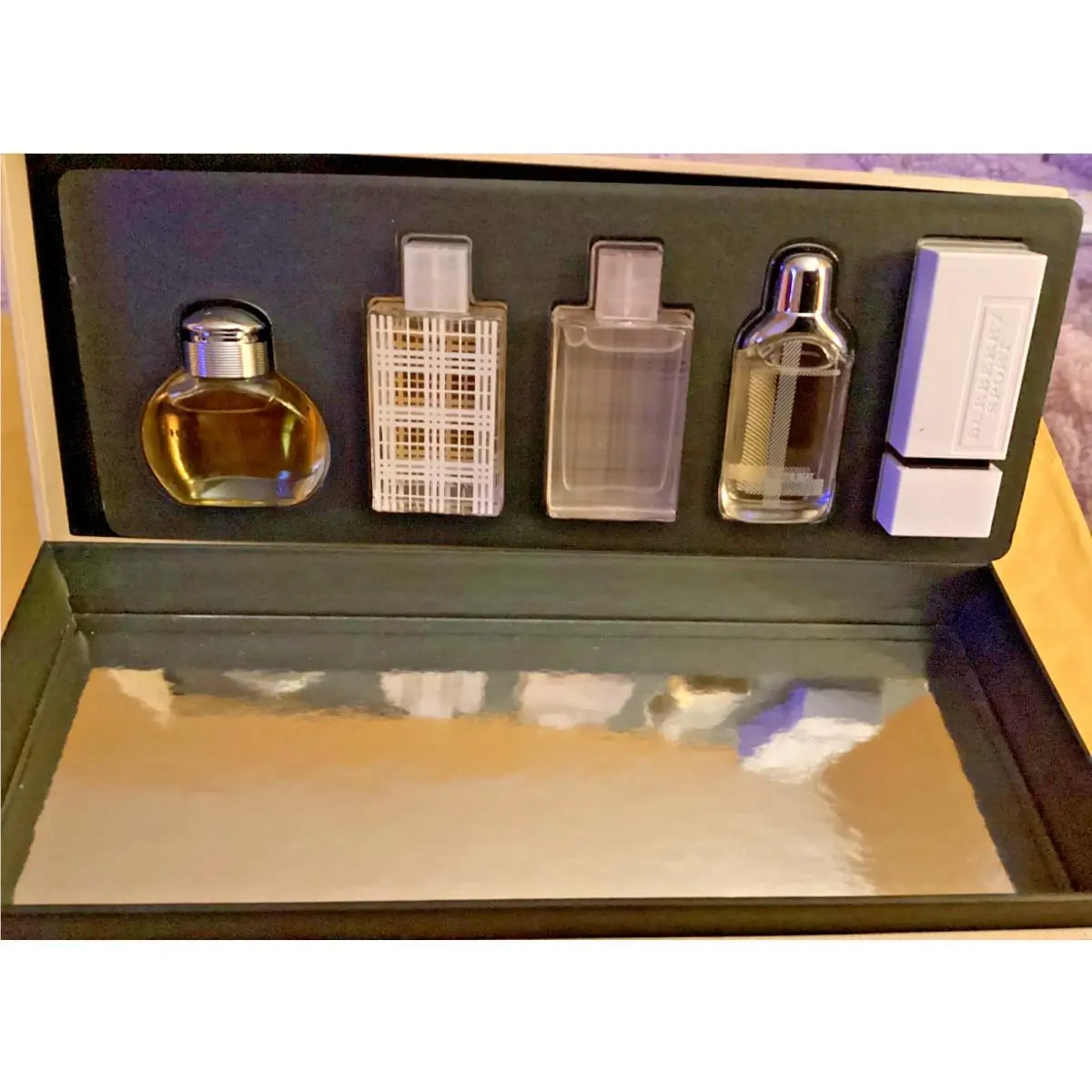 Burberry 5pc Perfume Gift Set For Women Mini Bottles Read Description