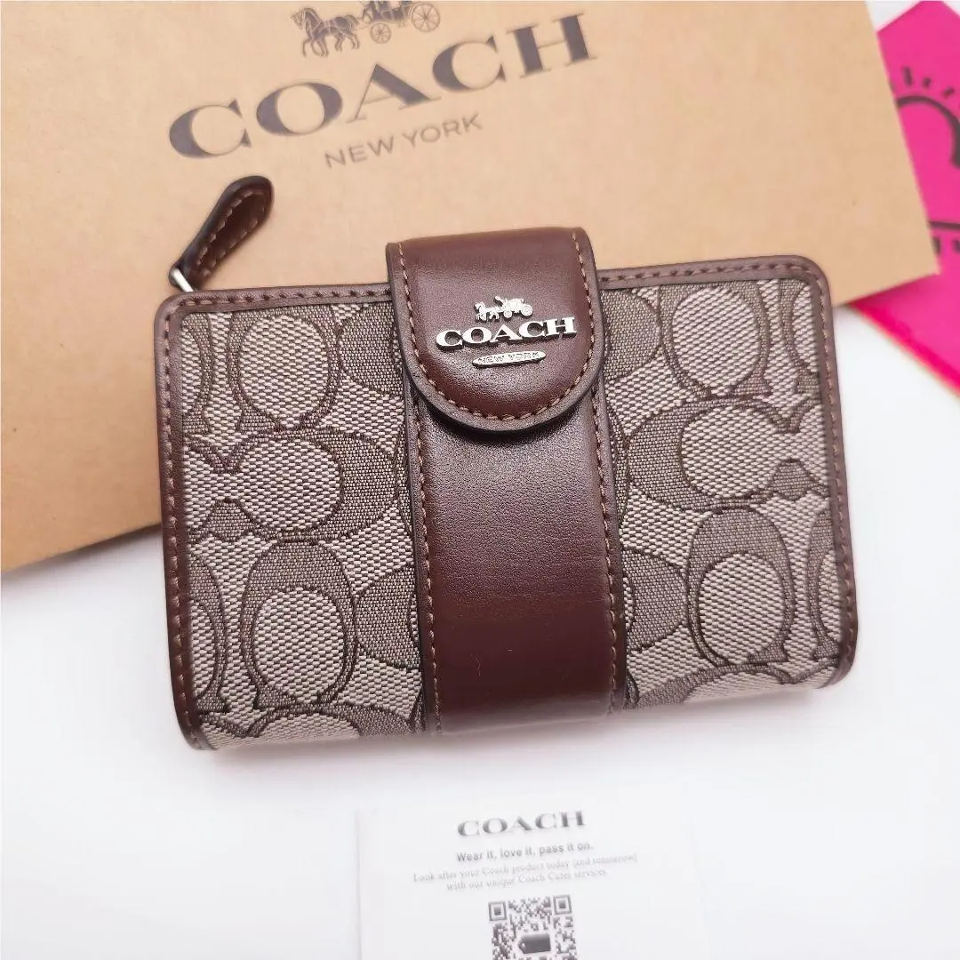 Medium Corner Zip Wallet Signature Jacquard Brown Oak CU987 Outlet by Coach
