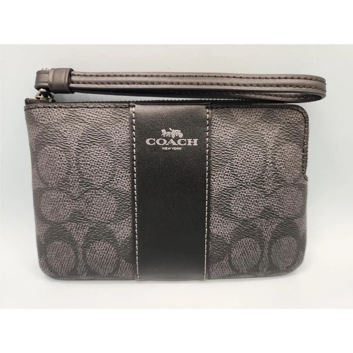 Coach Corner Zip Signature Canvas Wristlet - Charcoal/black CW854