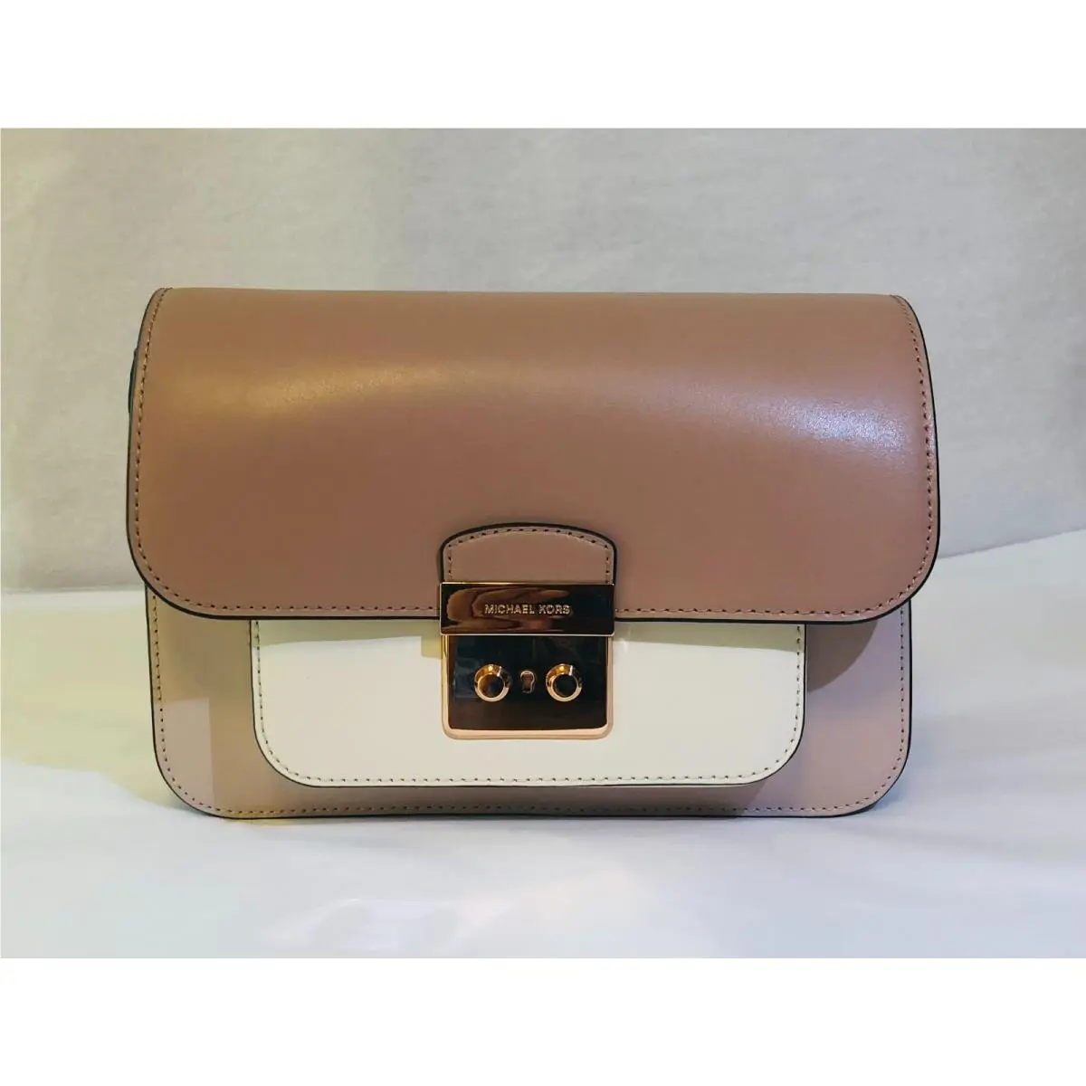 Kors Women`s Sloan Editor Large Shoulder Bag