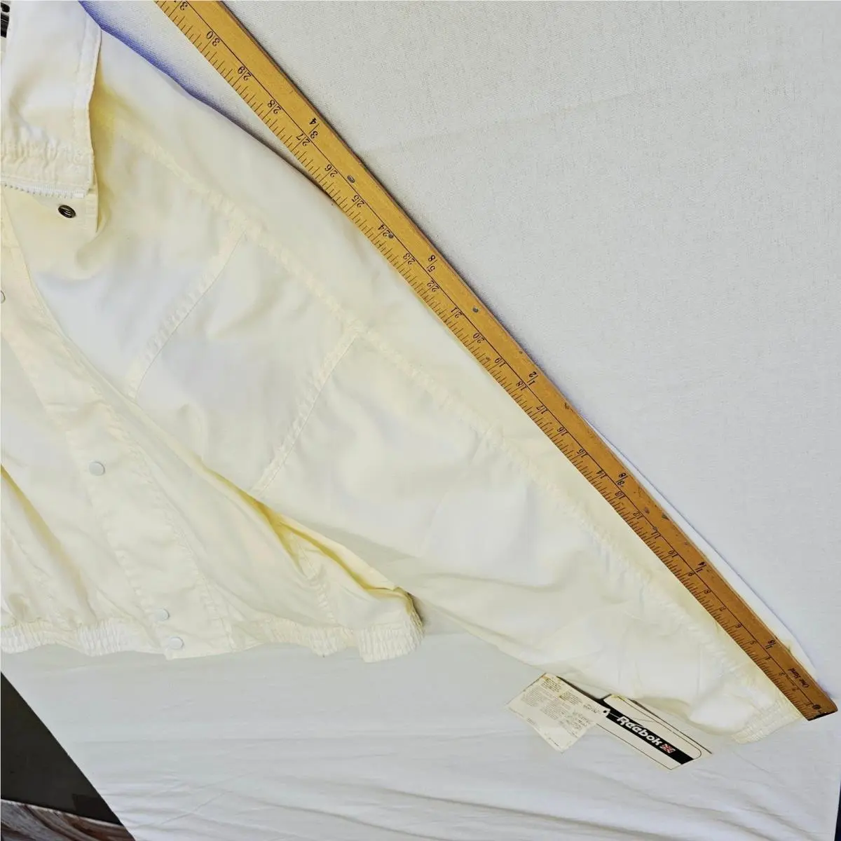 Reebok clothing - Cream 9
