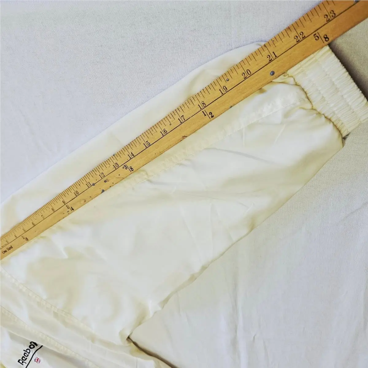 Reebok clothing - Cream 10