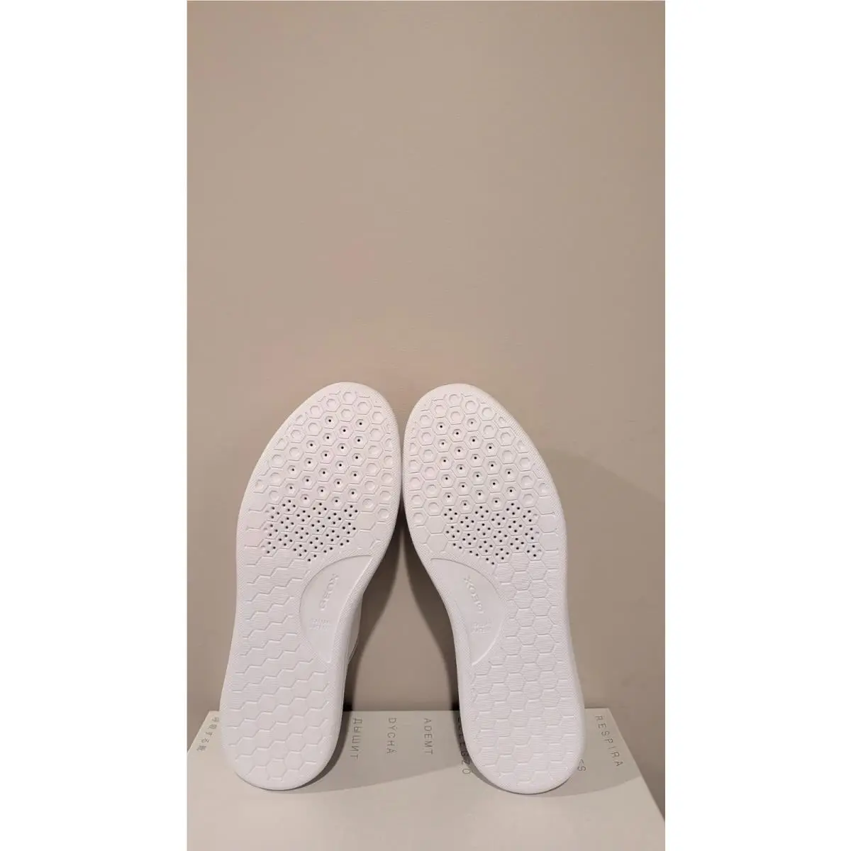 Geox shoes - White (UPC: 0000200781778) 3