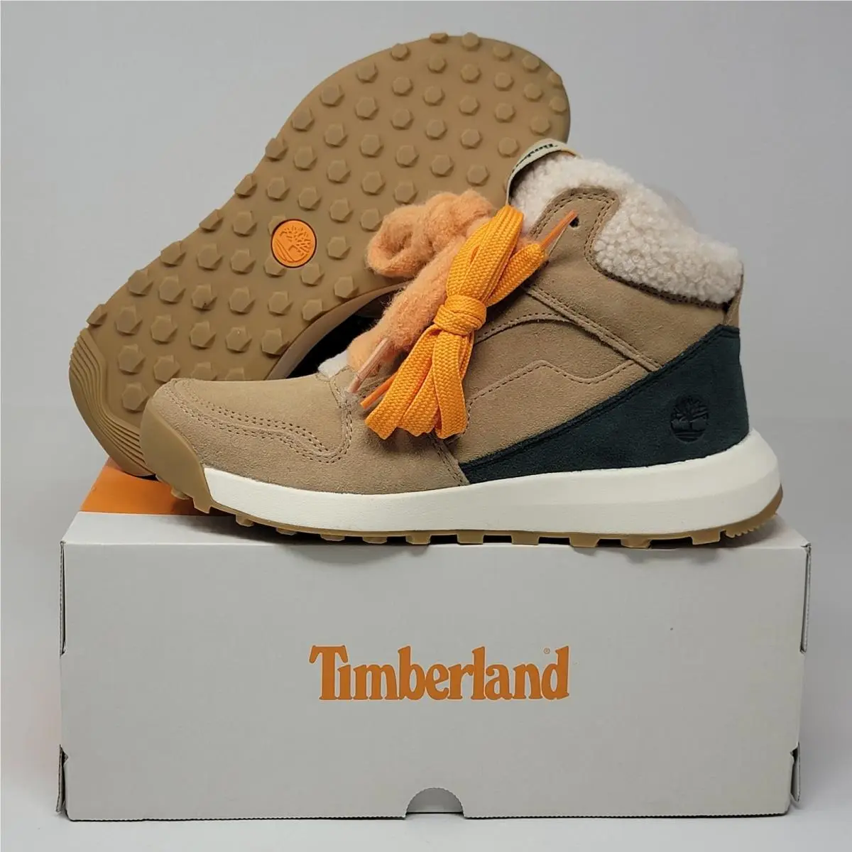 Timberland Retro Swift High Top Sneakers Beige Suede Women Size 6 TB 0A431JE