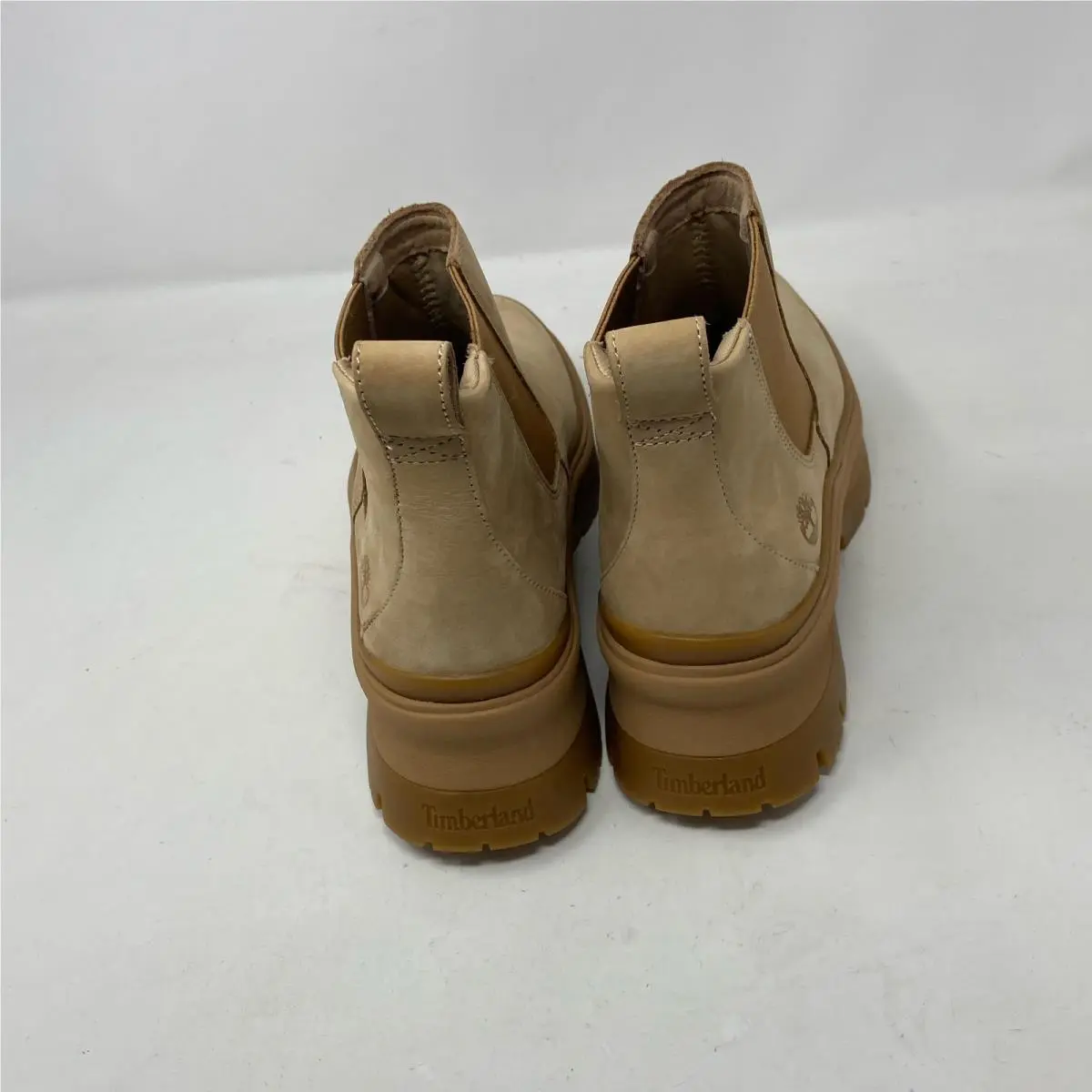 Timberland shoes - Beige (UPC: 197065861476) 0