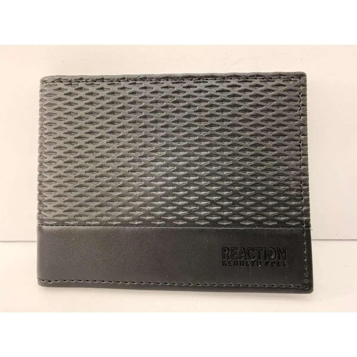 Kenneth Cole Reaction Prototype Sample Black Passcase Wallet Development J1