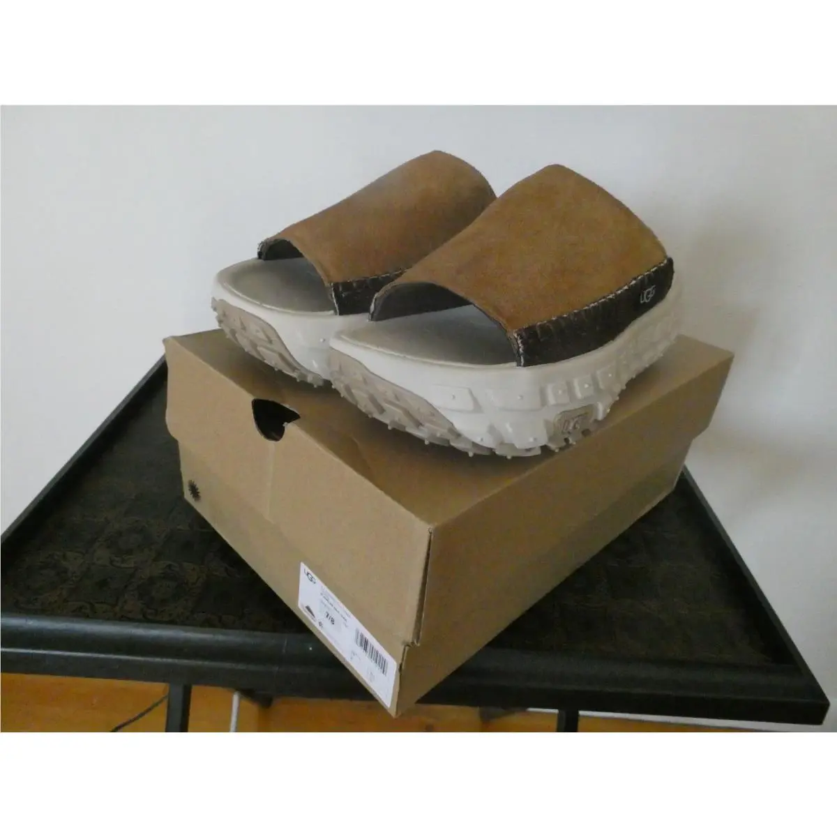 UGG shoes - Venture Daze - Venture Daze - Beige (UPC: 197634010304) 2