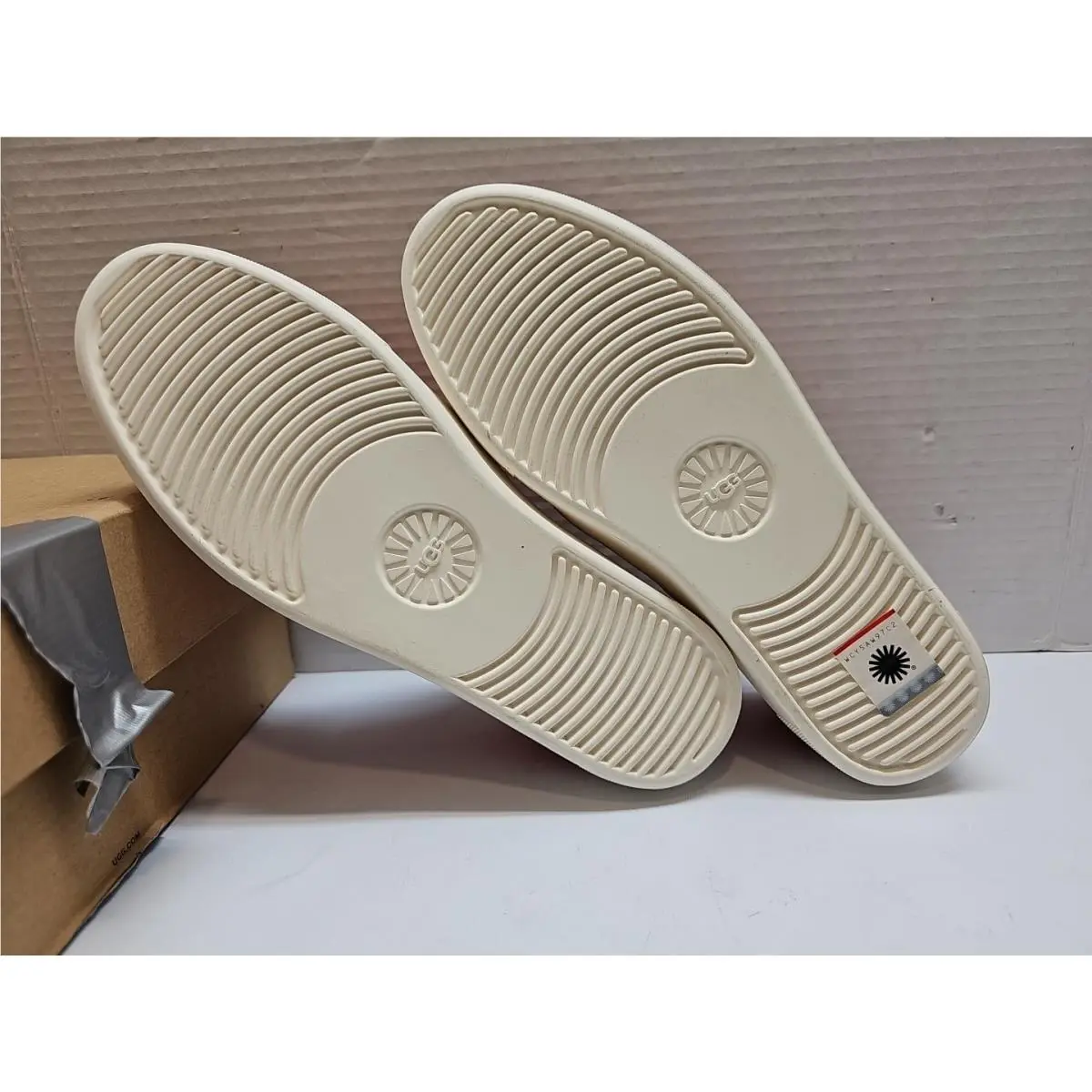 UGG shoes - UGG Chayze - Chayze - Red 2