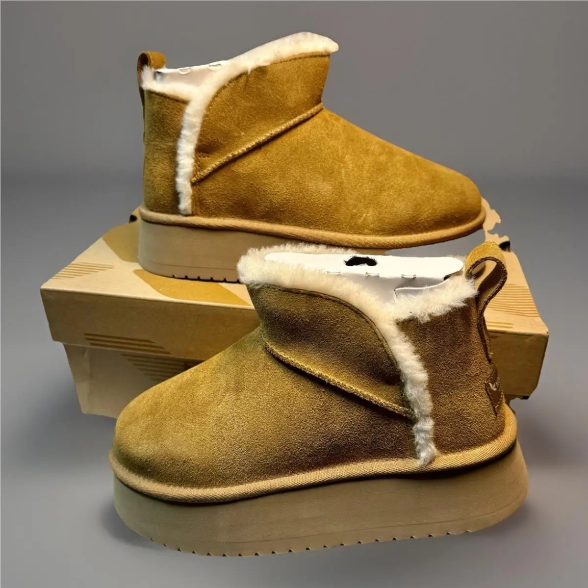 Ugg Koolaburra Women`s Koola Ultra Mini Platform Suede Ankle Boot Sz 6 Chestnut