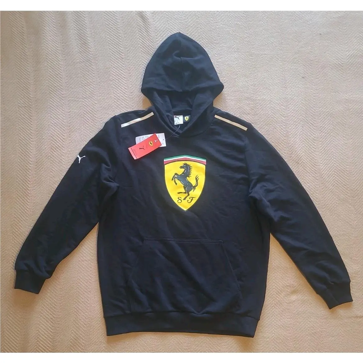 Puma Scuderia Ferrari F1 Men`s Shield Hoodie Black Pullover Sweatshirt Large L