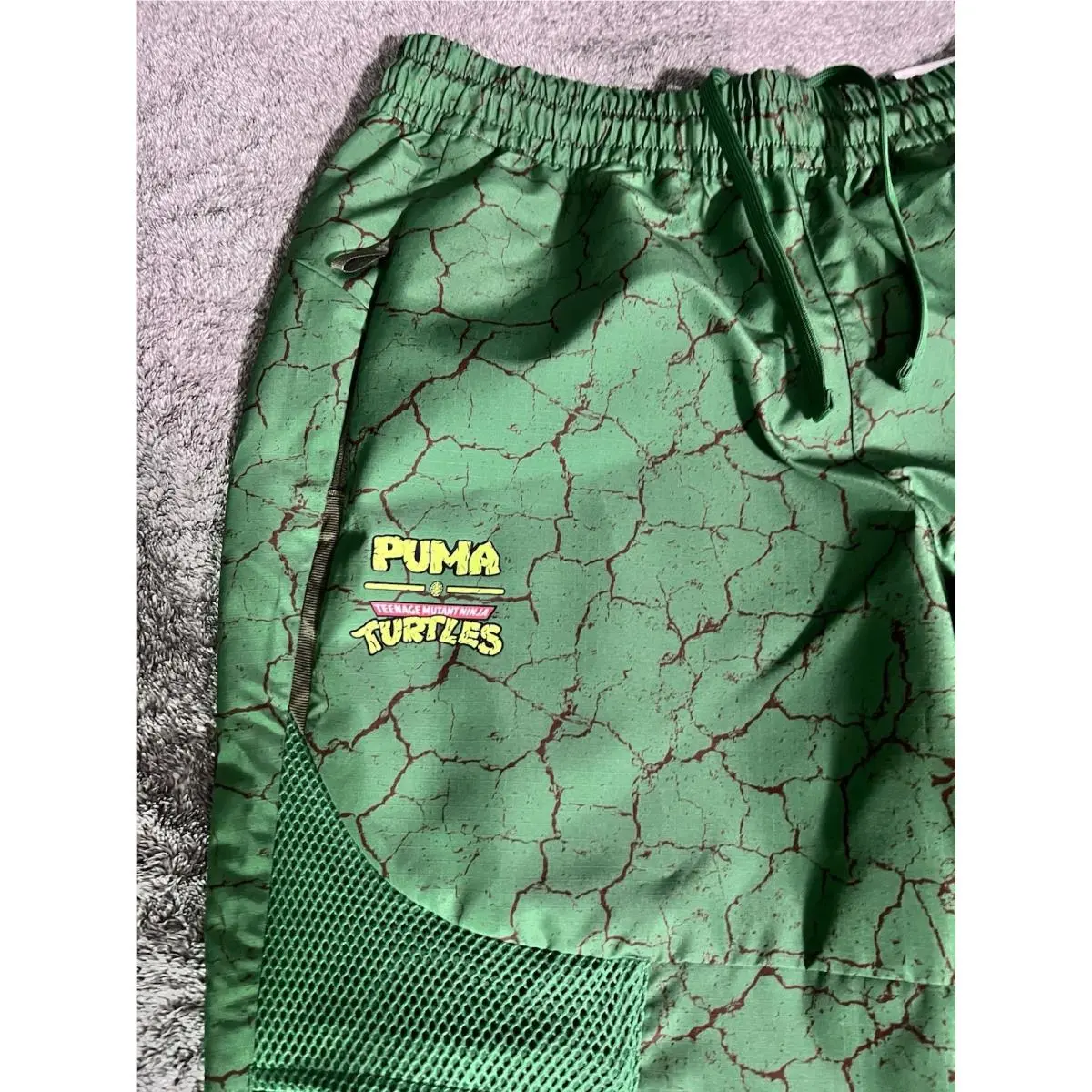 Puma clothing - Green (UPC: 0197673678459) 0