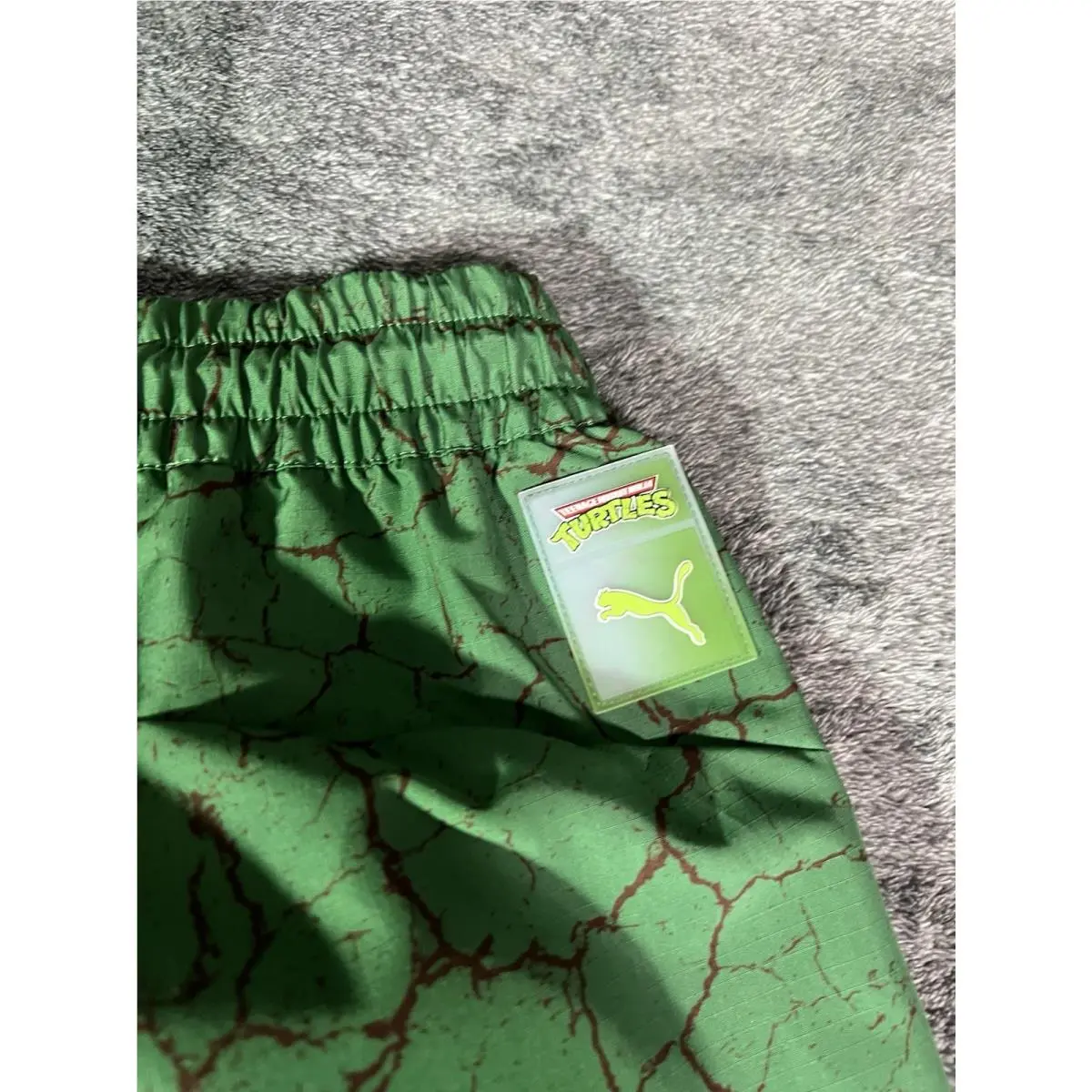 Puma clothing - Green (UPC: 0197673678459) 3