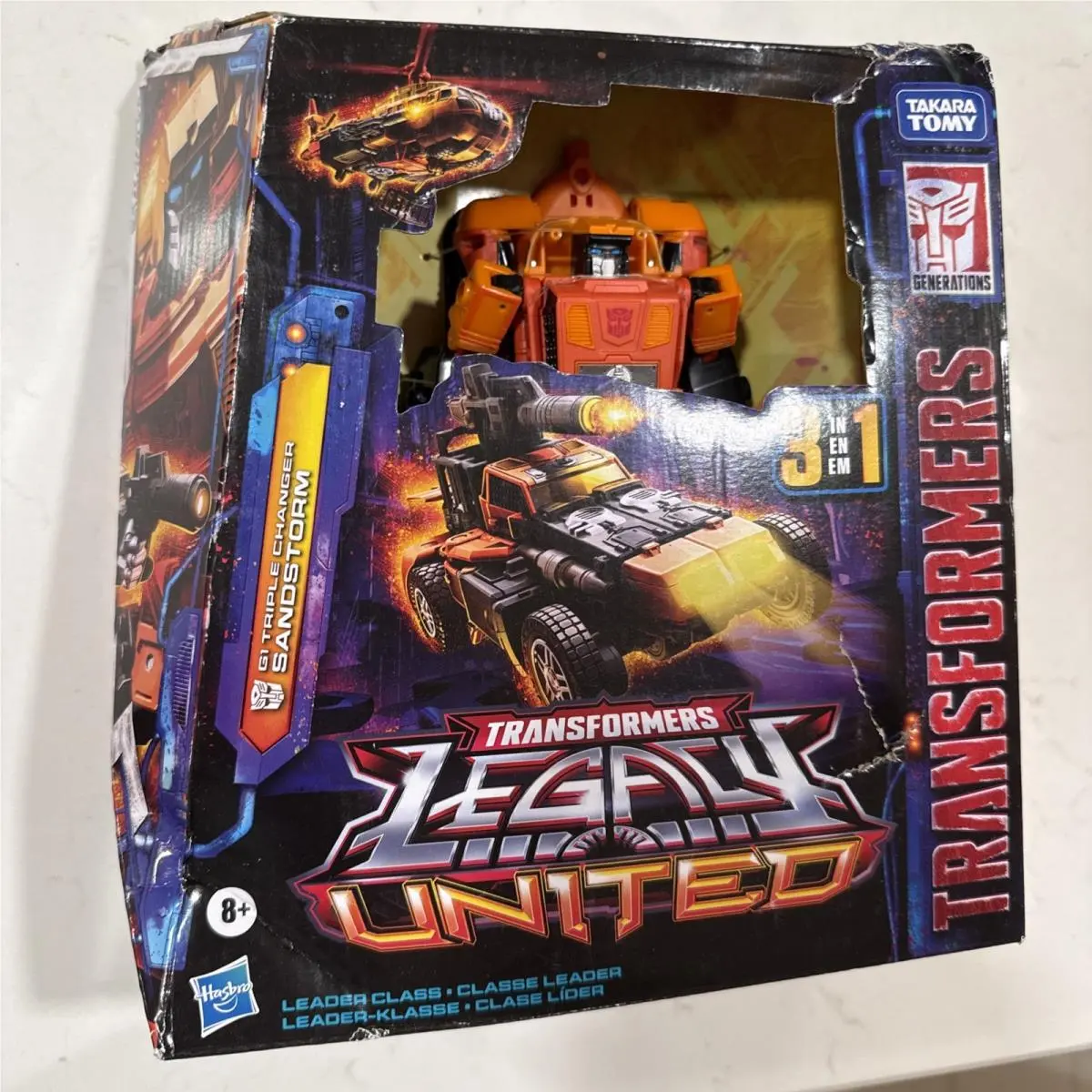 Transformers Generations: Legacy United Leader G1 Triple Changer Sandstorm