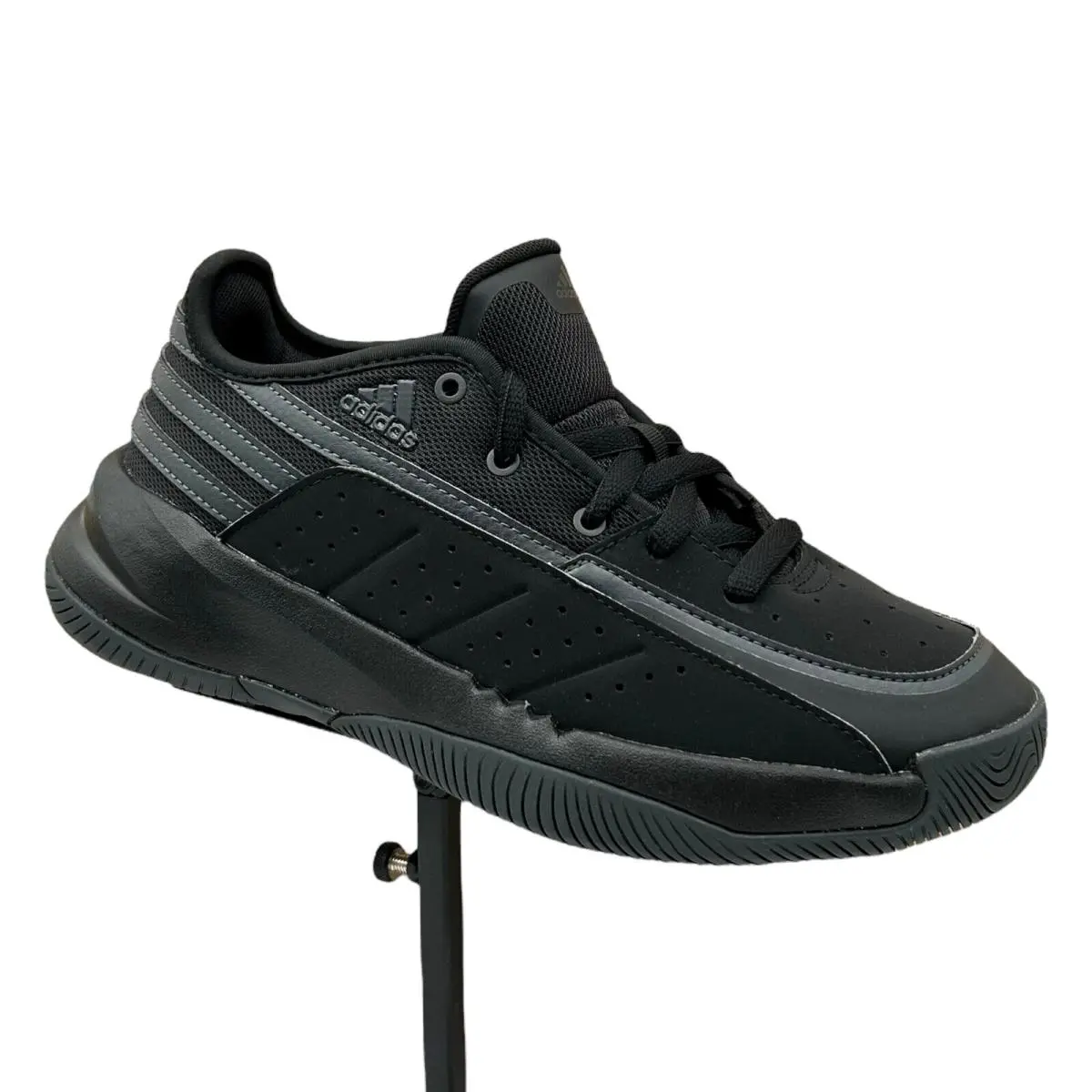 Adidas Front Court Low Top Basketball Sneakers Size Men`s 6.5/Women`s 7.5 Black