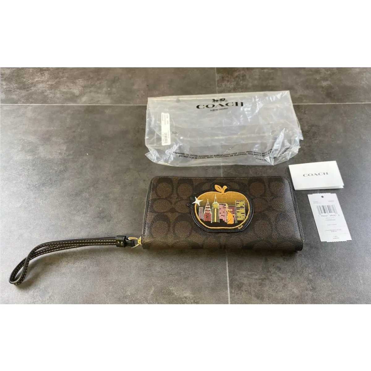 Dempsy Zip Around Black/brown Nyc Wallet-nwt by Coach