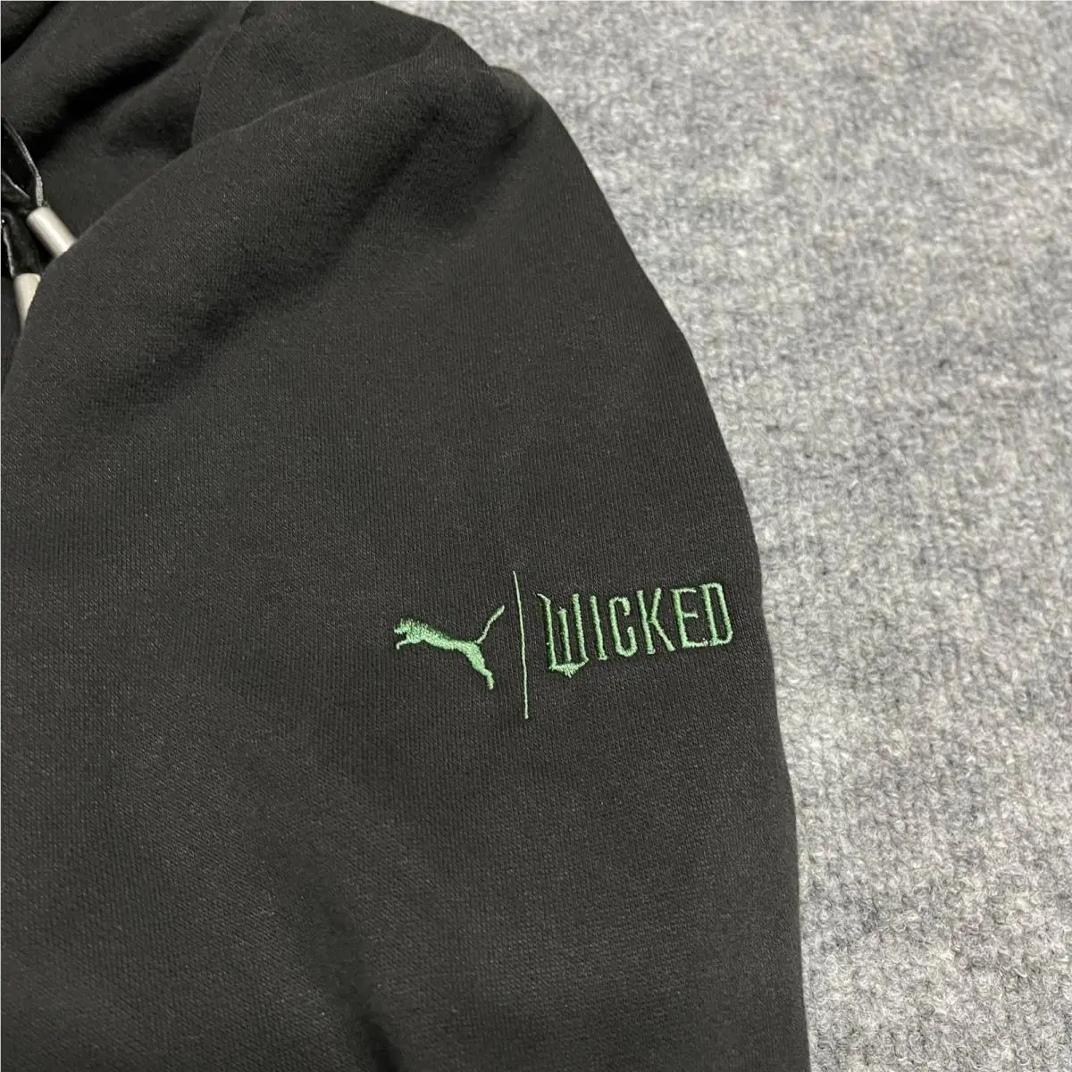 Puma clothing - Black 4
