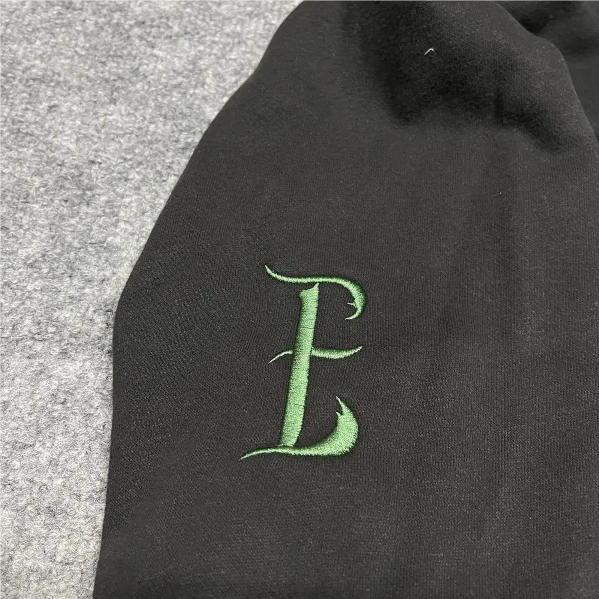 Puma clothing - Black 5