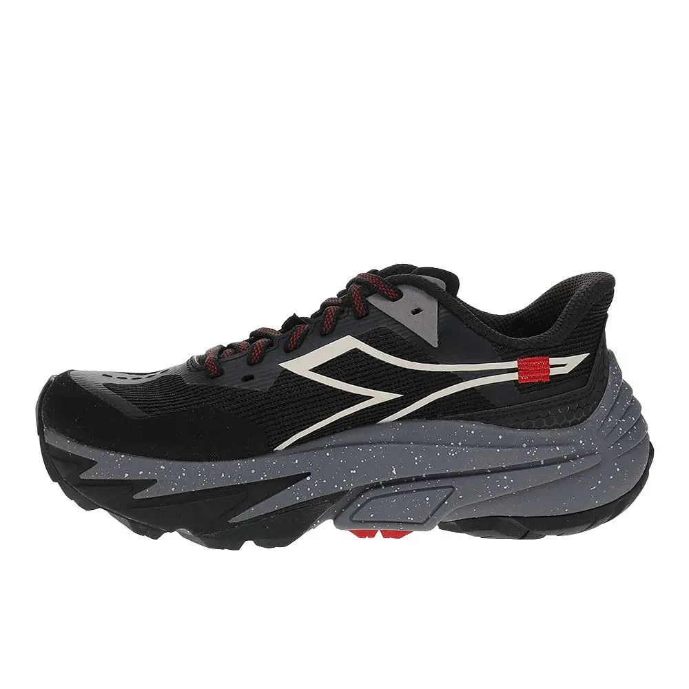 Diadora shoes - diadora SestriereXt 2 Running - SestriereXt Running - 180676-C2815 - Black 7