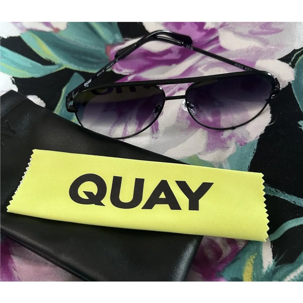 Quay High Key Large Polarized Fade Aviator Black Sunglasses UV w Case Cloth by QUAY