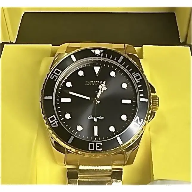 Pro Diver Men`s Quartz Diver Watch Black Dial Gold Bracelet w/ Box by Invicta
