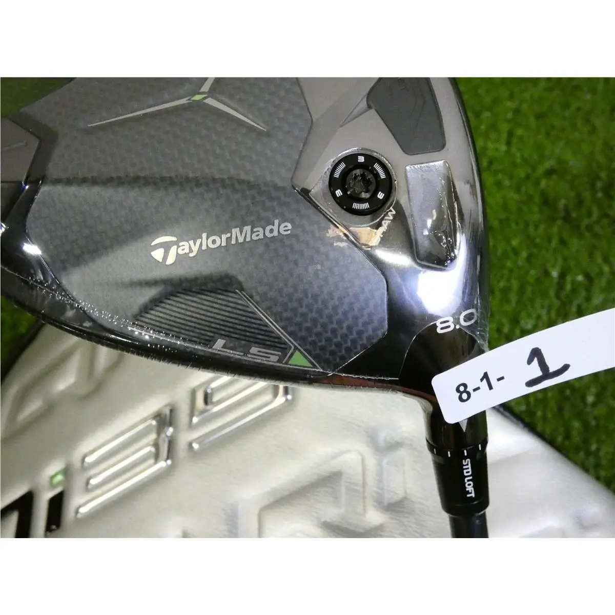 TaylorMade  - Qi35 LS 0