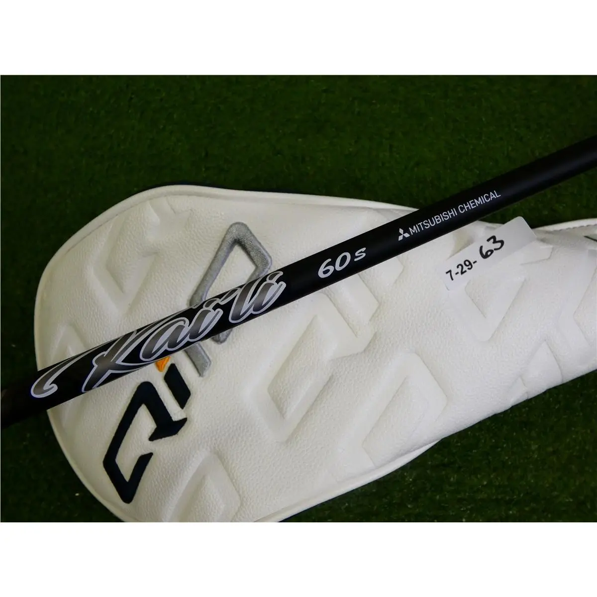 TaylorMade  - Qi10 LS - White 2