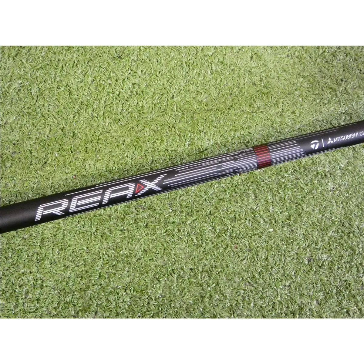 TaylorMade  - Qi4D LS - Red 2