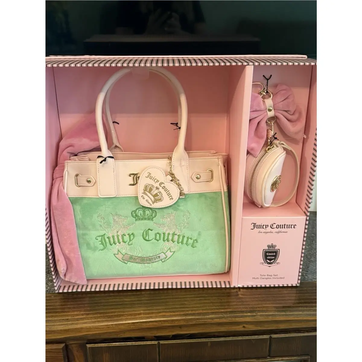Daydreamer Her Majesty Heritage Tote Box Set in Green and Pink by Juicy Couture