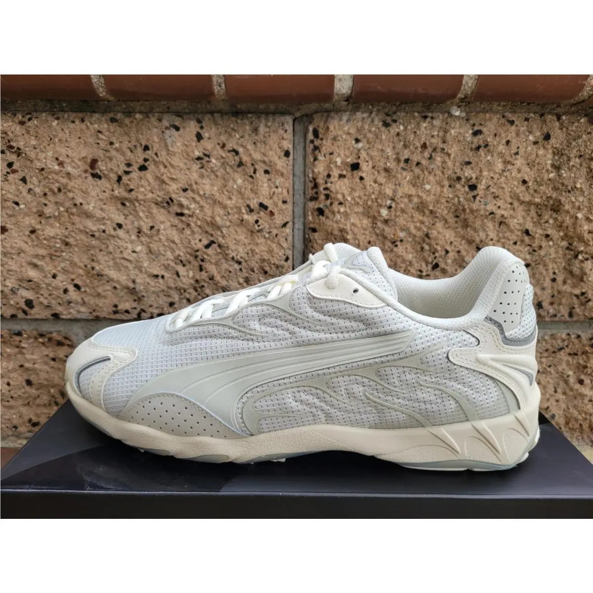 Inhale Reflective Shoes Men’s Size 11 Warm White Frosted Ivory 401779-01 by Puma