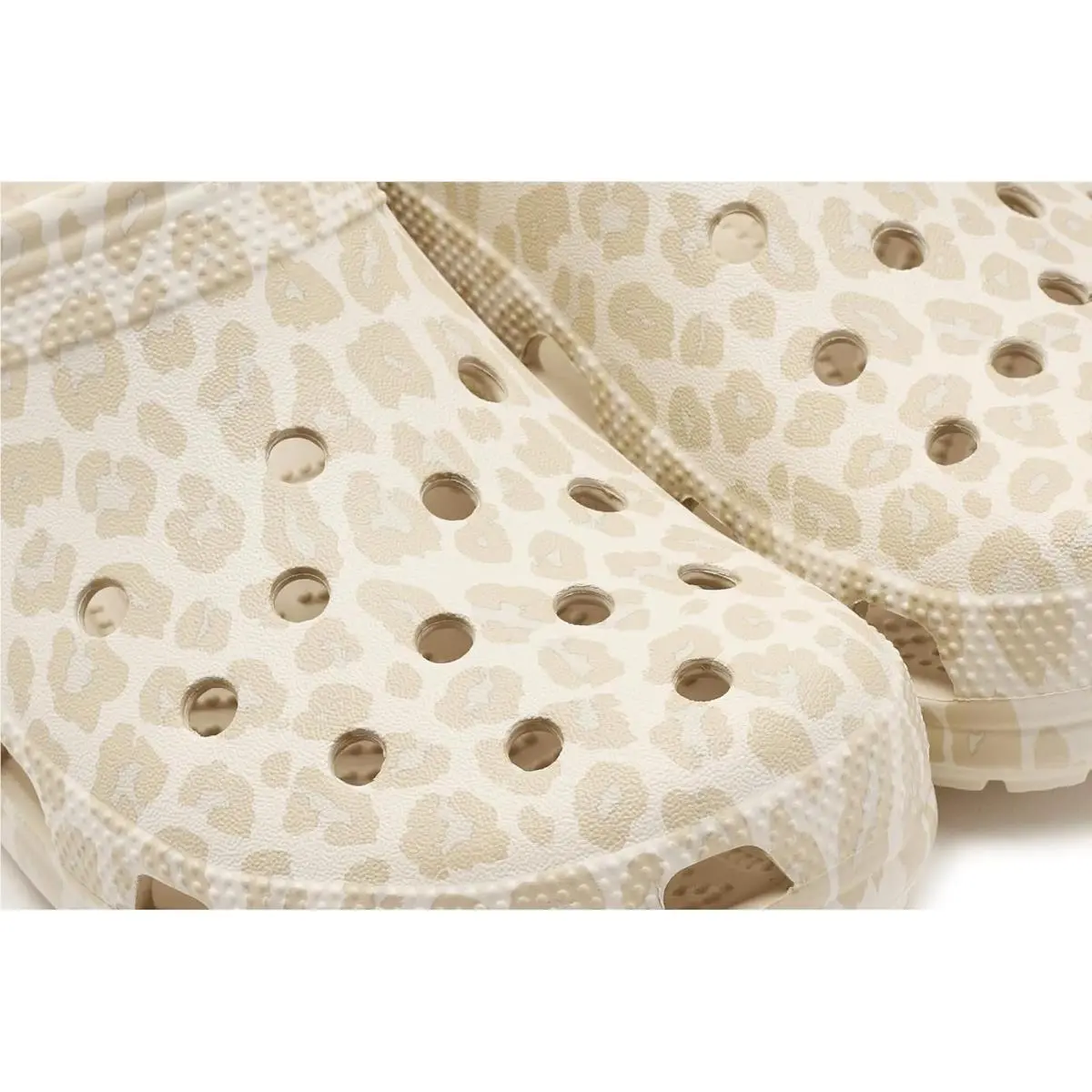 Crocs shoes - Almond Tint/Leopard 4