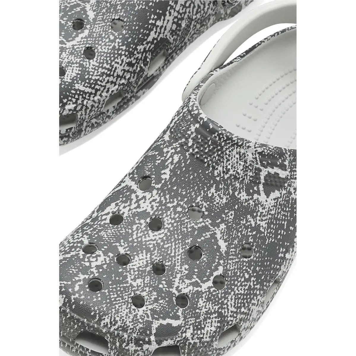 Crocs shoes - Almond Tint/Leopard 18