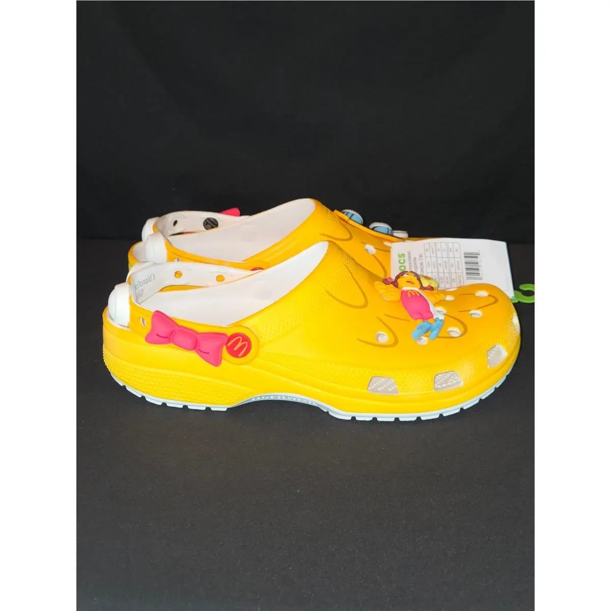 Crocs shoes - Crocs McDonalds Classic Clog Birdie - Yellow 4