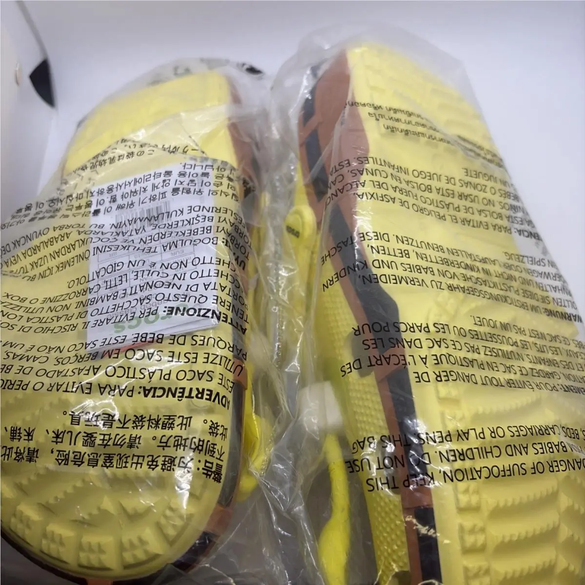 Crocs shoes - Crocs Sponge Bob SquarePants M10 W12 - Multicolor (UPC: 0196265666737) 1