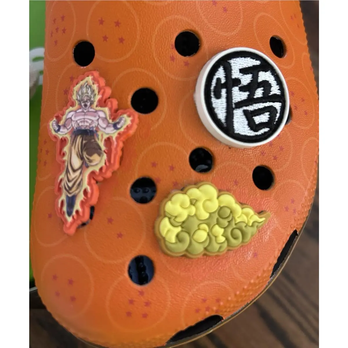 Crocs shoes - Goku - Goku - Orange and Blue (UPC: 198445136023) 3