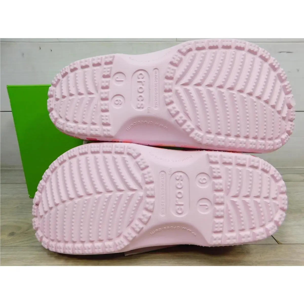Crocs shoes - Pink 5