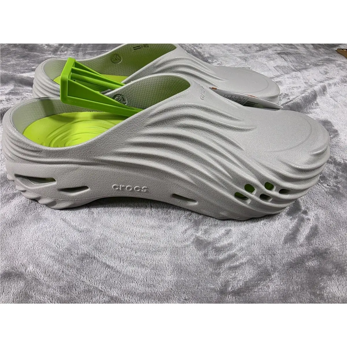 Crocs Echo Wave Atmosphere Size M5/W7 Sandals Slides 210521-1FT