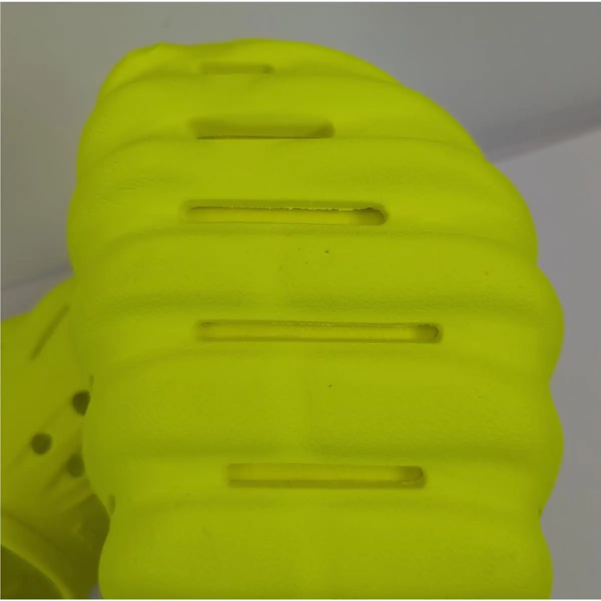 Crocs shoes - Crocs Classic - Classic - Yellow (UPC: 196265579174) 10