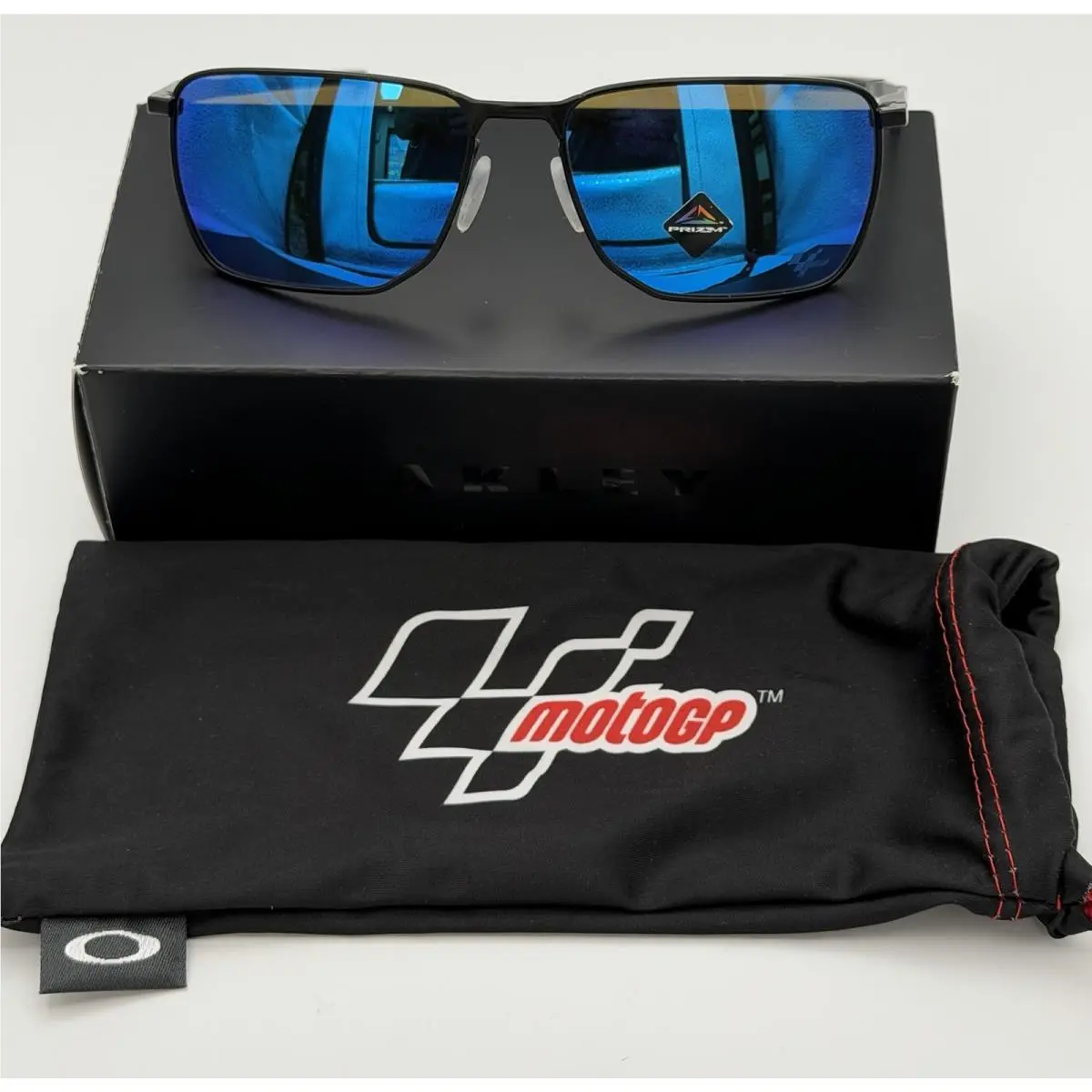 Ejector OO4142-12 - Satin Black / Prizm Sapphire Lens by Oakley