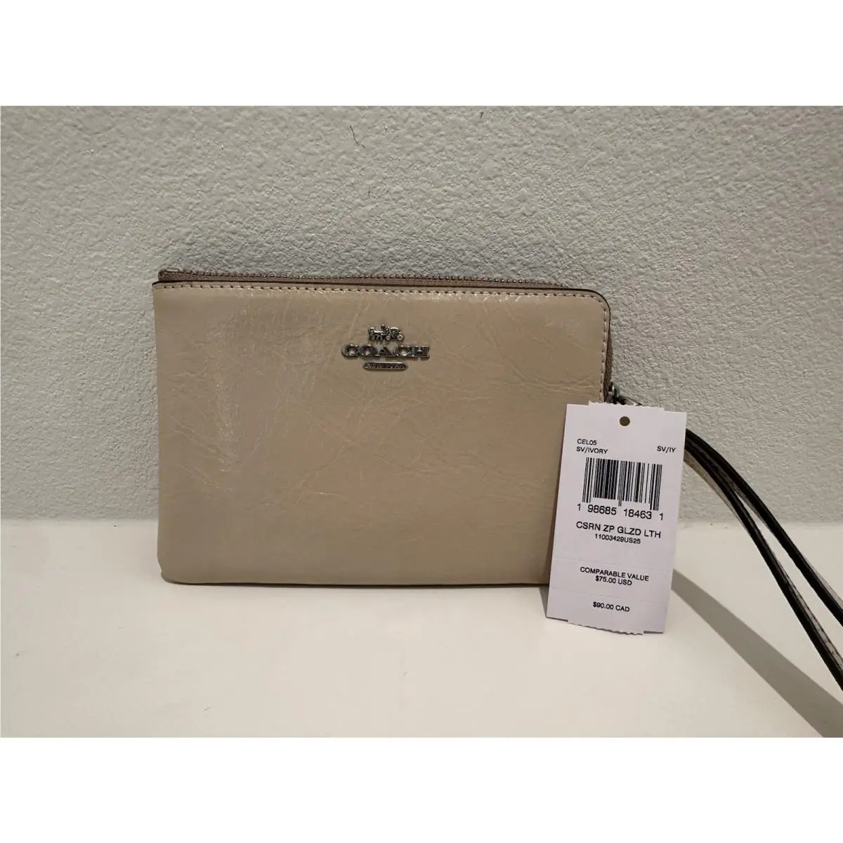 Coach Women’s Ivory Zip Wristlet Wallet Logo Zipper Wrist Strap Card Slot