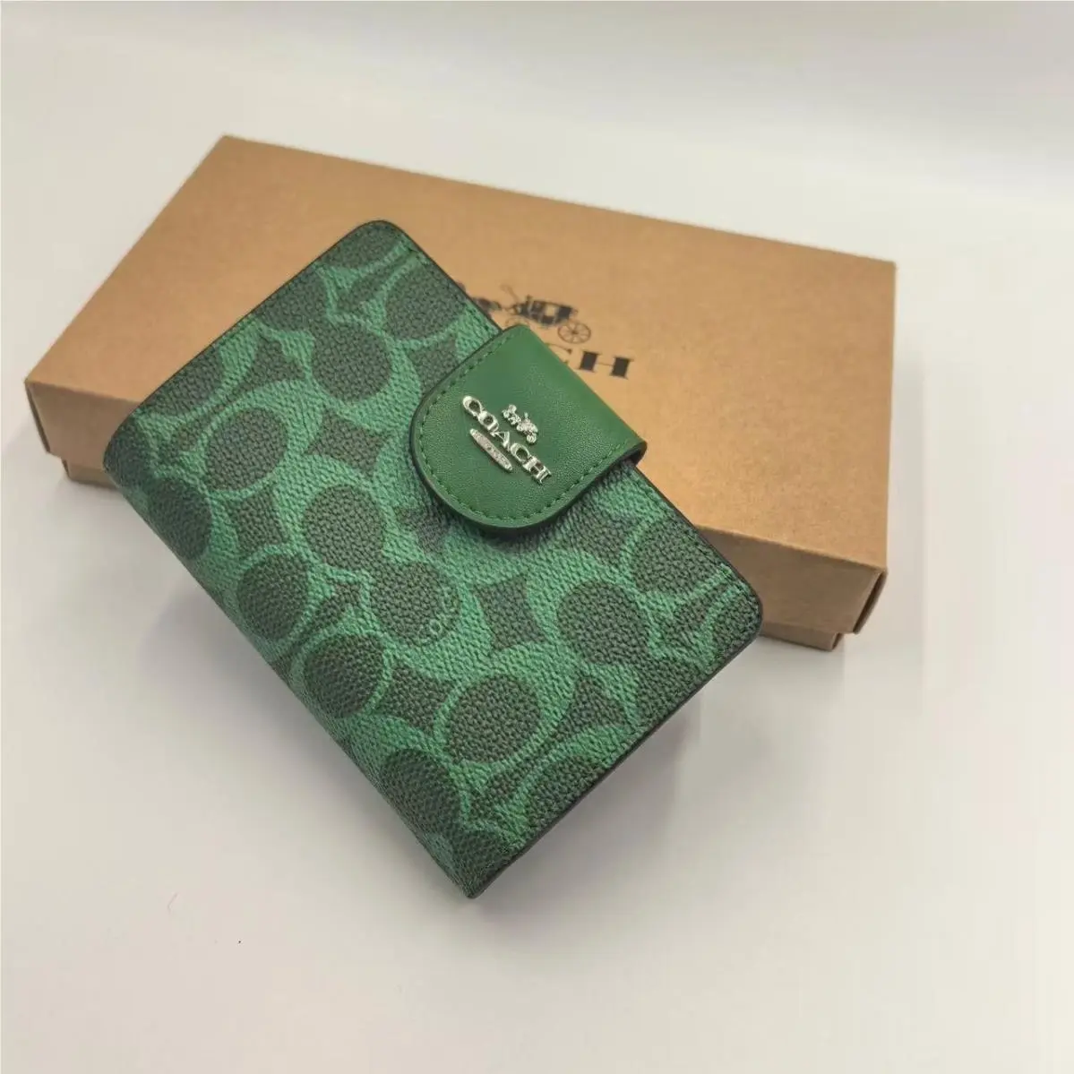 Coach Medium Corner Zip Wallet In Signature Canvas Green CW786