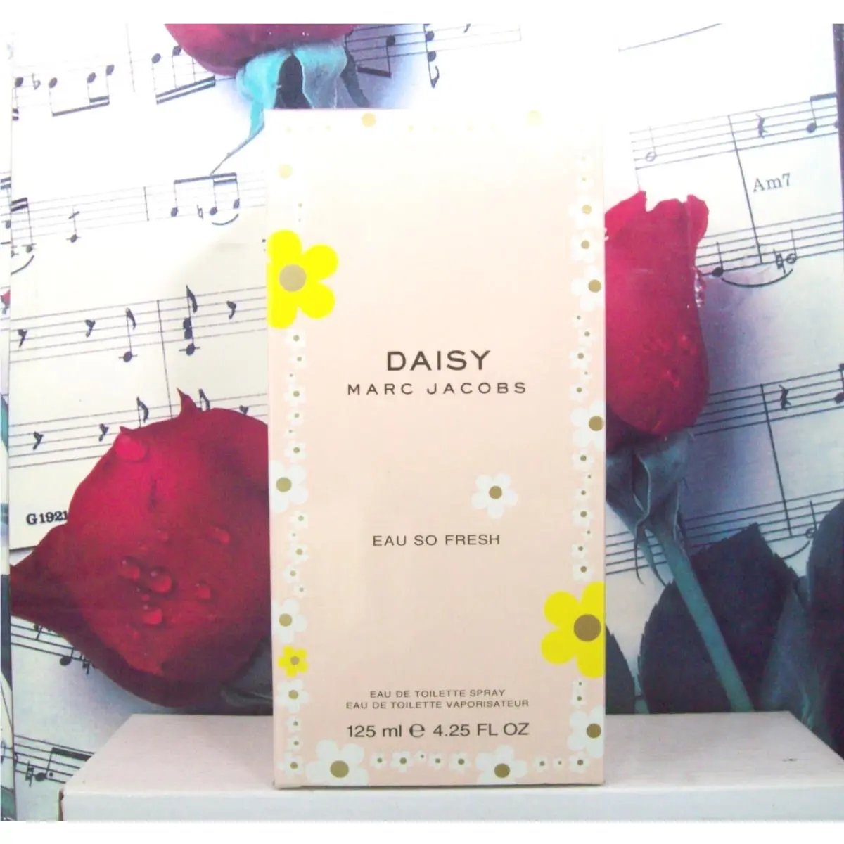 Daisy Eau So Fresh 4.25 Oz. Edt Spray by Marc Jacobs