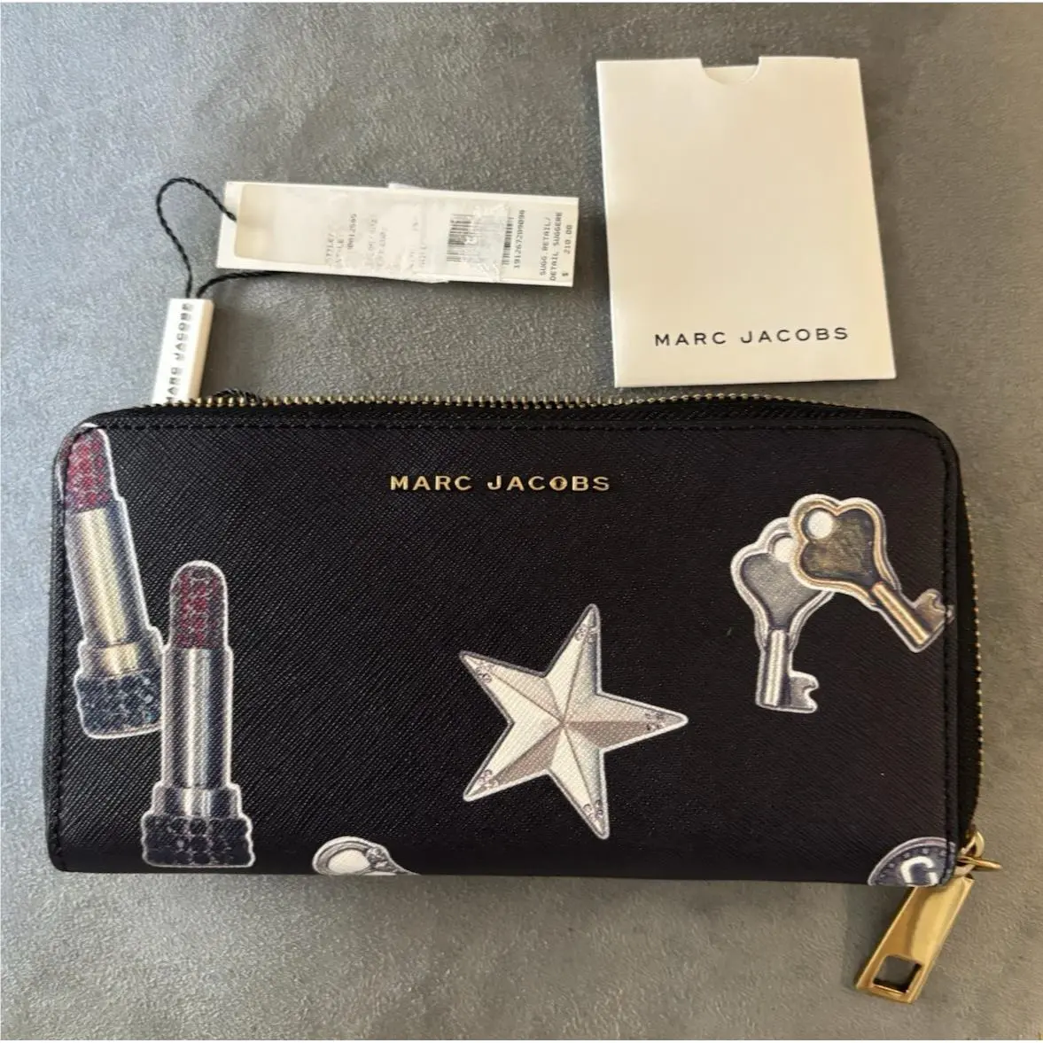 Marc Jacobs Zip Around Wallet 7.5” X 4”