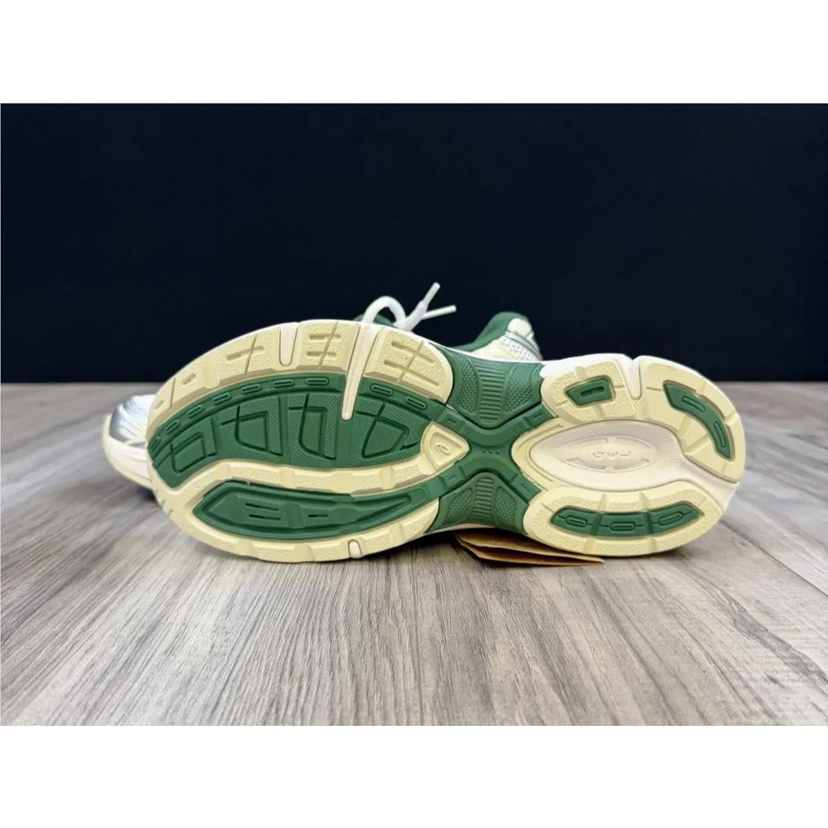 Asics shoes - White (UPC: 197298763790) 4