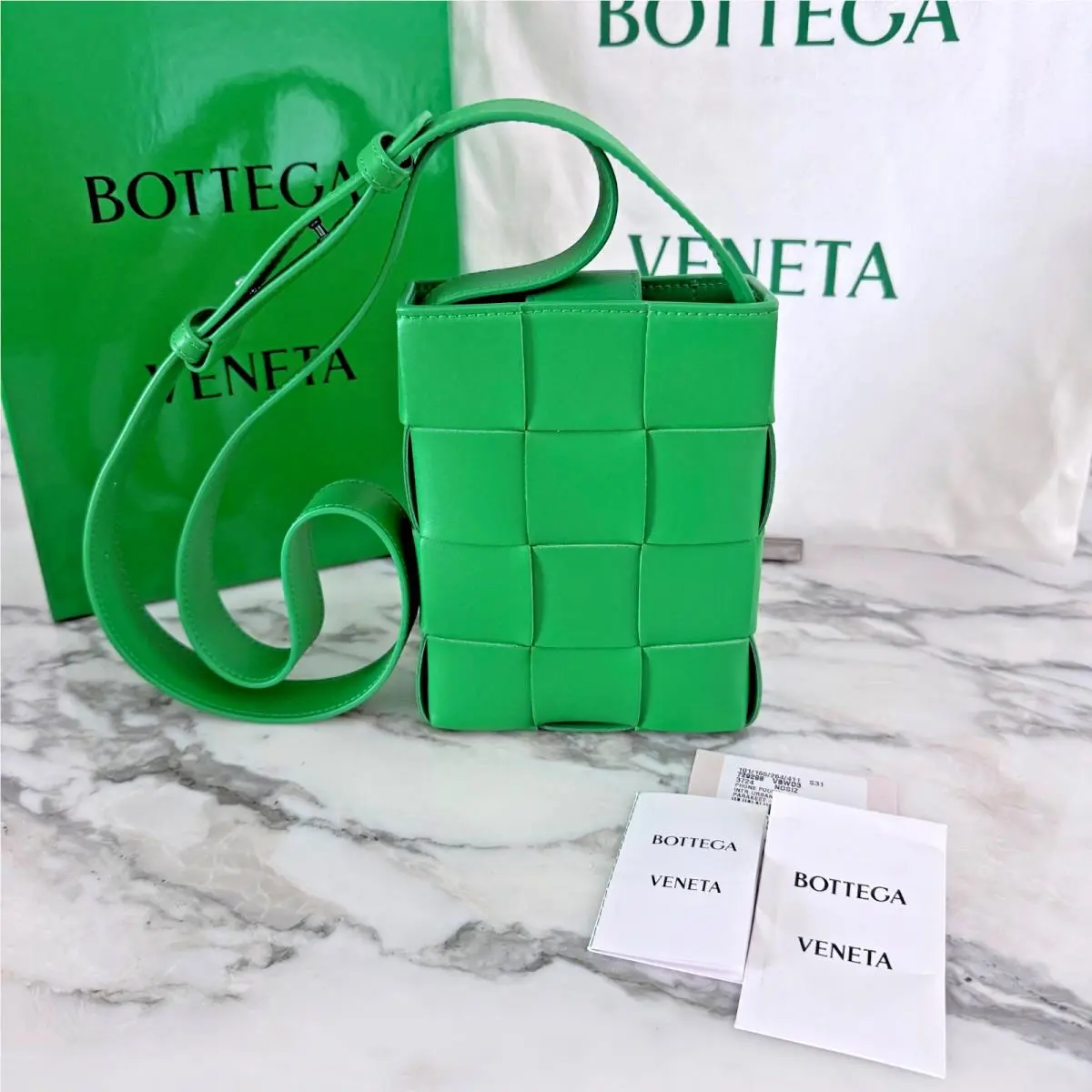 Bottega Veneta 729298 Intrecciato Green Leather Cassette Shoulder Bag