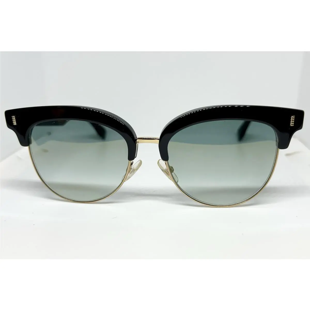 Sunglasses Model FF 0154 / S Vjg EZ Black/gold Frame Gradient Grey Lenses by Fendi