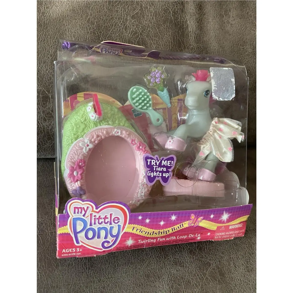 My Little Pony Friendship Ball Twirling Fun with Loop-de-la 2004 Hasbro