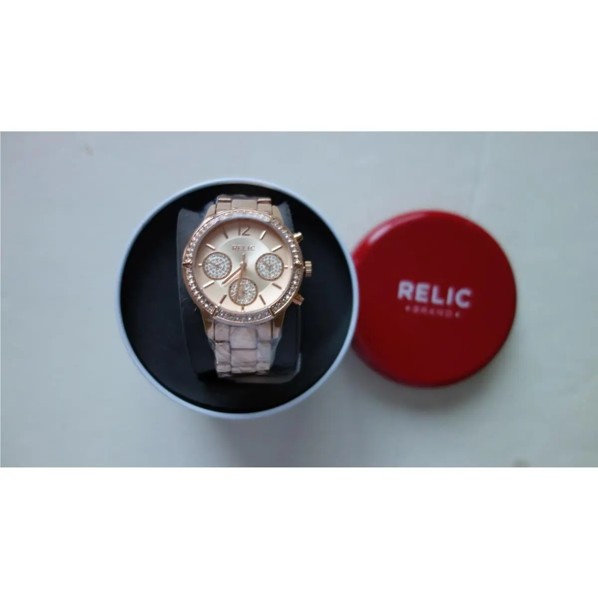 Relic  - ZR15950 Women`s Emma Crystal Accent Watch by Fossil