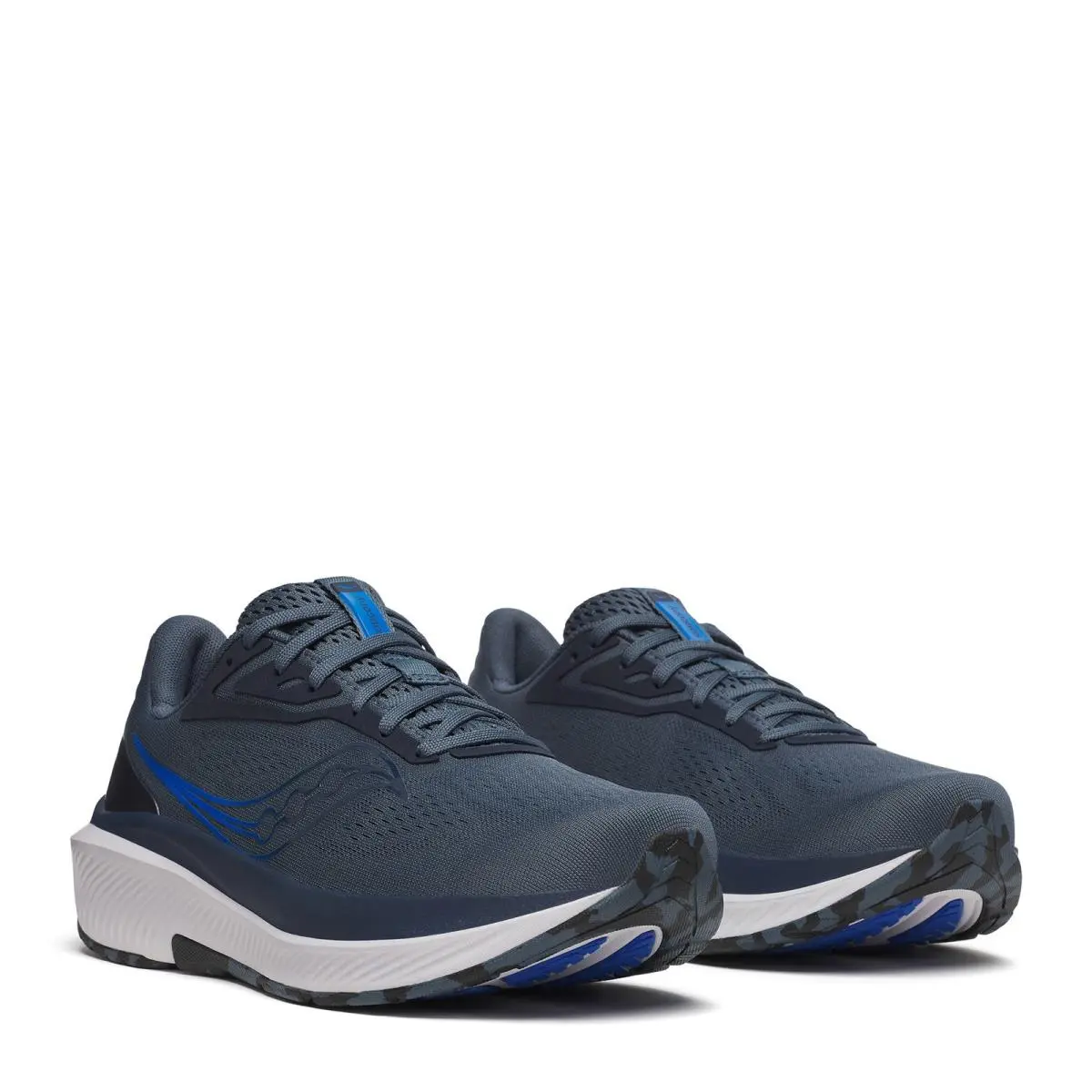 Saucony shoes - Dusk 5