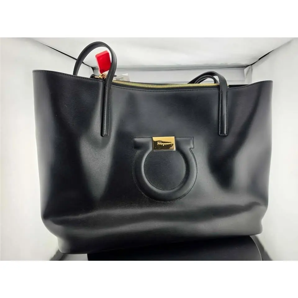 Salvatore Ferragamo Gancini Leather Tote – Black – Authentic- Large